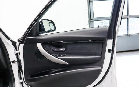 BMW 3 серия, 2017 год, 1 780 000 рублей, 9 фотография