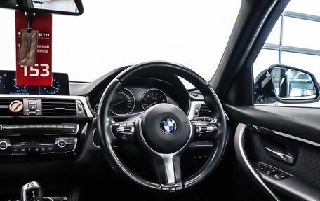 BMW 3 серия, 2017 год, 1 780 000 рублей, 14 фотография