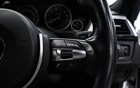 BMW 3 серия, 2017 год, 1 780 000 рублей, 20 фотография