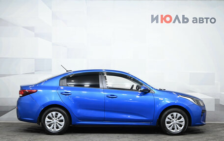 KIA Rio IV, 2018 год, 1 350 000 рублей, 7 фотография