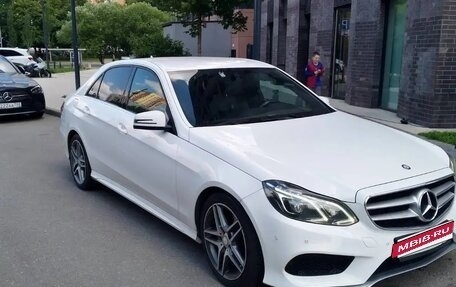Mercedes-Benz E-Класс, 2014 год, 2 650 000 рублей, 4 фотография