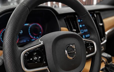 Volvo S90 II рестайлинг, 2018 год, 3 890 000 рублей, 12 фотография