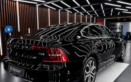Volvo S90 II рестайлинг, 2018 год, 3 890 000 рублей, 7 фотография