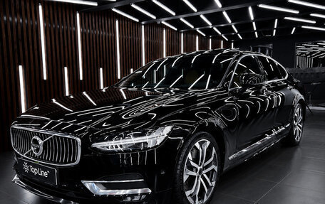 Volvo S90 II рестайлинг, 2018 год, 3 890 000 рублей, 3 фотография
