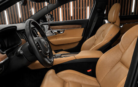 Volvo S90 II рестайлинг, 2018 год, 3 890 000 рублей, 13 фотография