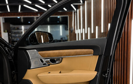 Volvo S90 II рестайлинг, 2018 год, 3 890 000 рублей, 18 фотография