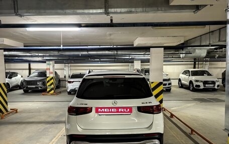 Mercedes-Benz GLB AMG, 2022 год, 5 600 000 рублей, 3 фотография