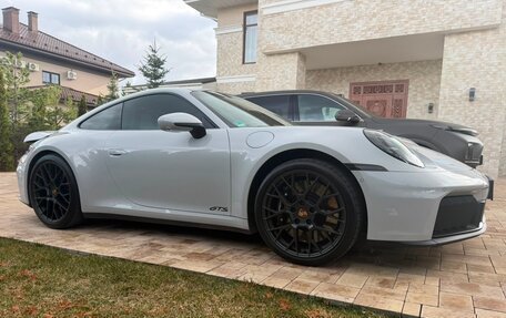 Porsche 911, 2025 год, 28 000 000 рублей, 4 фотография