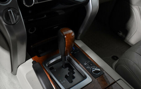 Toyota Land Cruiser 200, 2012 год, 3 049 000 рублей, 13 фотография