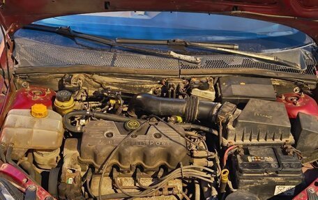 Ford Focus IV, 2000 год, 300 000 рублей, 3 фотография