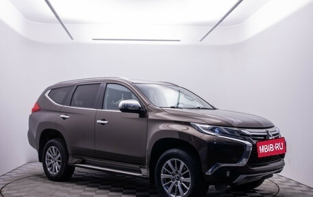 Mitsubishi Pajero Sport III рестайлинг, 2018 год, 3 095 000 рублей, 4 фотография