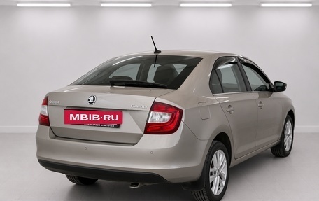 Skoda Rapid I, 2018 год, 1 340 000 рублей, 4 фотография