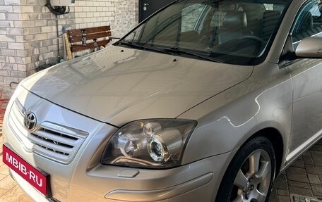 Toyota Avensis III рестайлинг, 2007 год, 795 000 рублей, 1 фотография