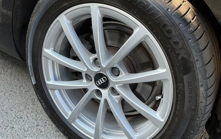 Audi A4, 2018 год, 2 450 000 рублей, 18 фотография