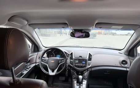 Chevrolet Cruze II, 2012 год, 900 000 рублей, 4 фотография