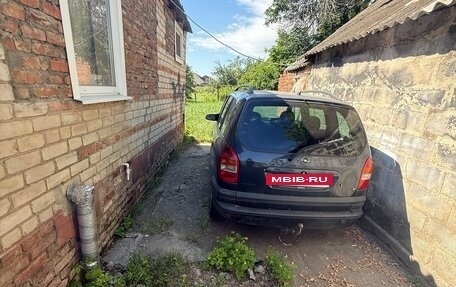 Opel Zafira A рестайлинг, 2002 год, 100 000 рублей, 3 фотография