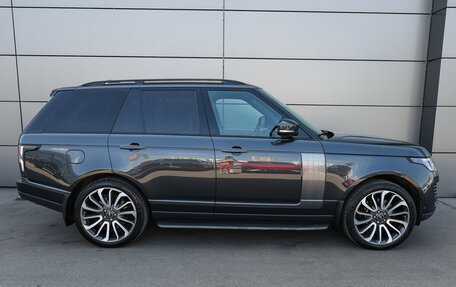 Land Rover Range Rover IV рестайлинг, 2019 год, 9 300 000 рублей, 4 фотография