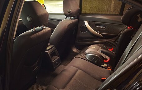 BMW 3 серия, 2018 год, 2 450 000 рублей, 10 фотография
