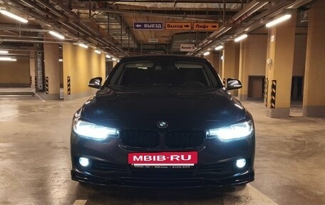 BMW 3 серия, 2018 год, 2 450 000 рублей, 3 фотография