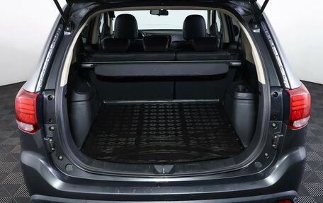 Mitsubishi Outlander III рестайлинг 3, 2015 год, 1 658 000 рублей, 10 фотография