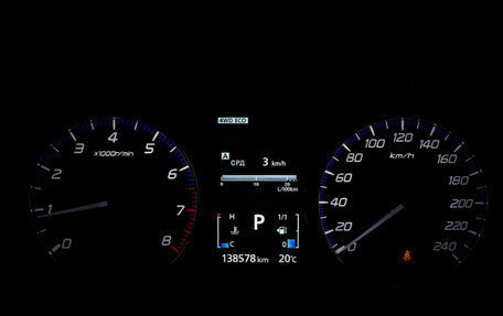Mitsubishi Outlander III рестайлинг 3, 2015 год, 1 658 000 рублей, 16 фотография