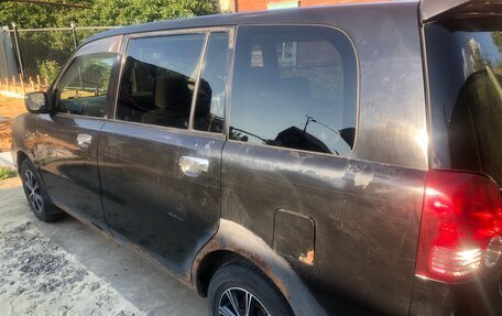 Mitsubishi Dion I рестайлинг, 2001 год, 190 000 рублей, 8 фотография