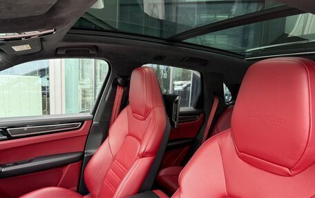 Porsche Cayenne III, 2018 год, 8 650 000 рублей, 10 фотография
