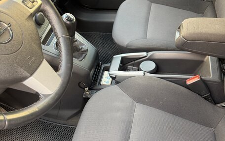 Opel Zafira B, 2010 год, 680 000 рублей, 4 фотография
