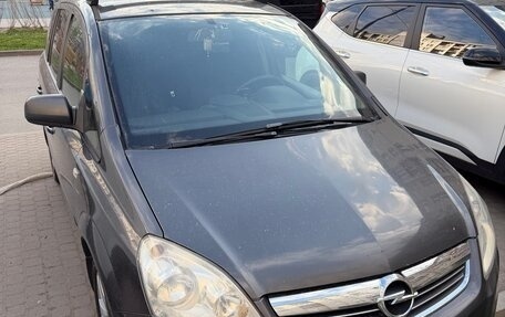 Opel Zafira B, 2010 год, 680 000 рублей, 13 фотография