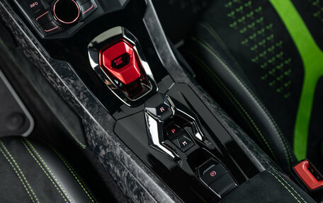 Lamborghini Huracán, 2018 год, 23 990 000 рублей, 20 фотография