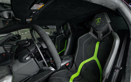 Lamborghini Huracán, 2018 год, 23 990 000 рублей, 12 фотография