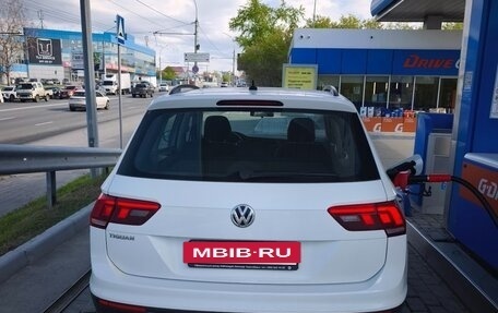 Volkswagen Tiguan II, 2018 год, 1 649 000 рублей, 3 фотография