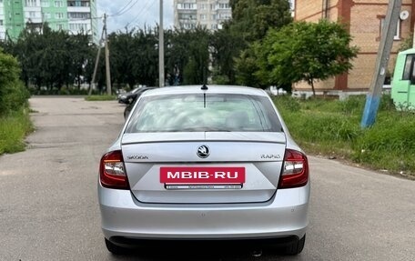 Skoda Rapid I, 2018 год, 900 000 рублей, 10 фотография