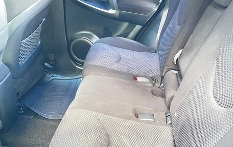 Toyota RAV4, 2007 год, 777 000 рублей, 11 фотография