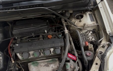 Honda Stream I рестайлинг, 2003 год, 430 000 рублей, 8 фотография