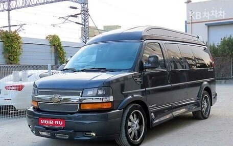 Chevrolet Express II, 2017 год, 11 300 000 рублей, 3 фотография