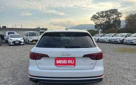 Audi A4, 2018 год, 1 512 000 рублей, 4 фотография