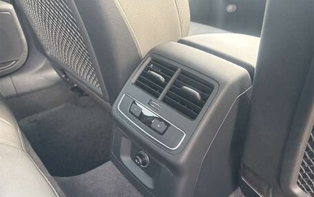 Audi A4, 2018 год, 1 512 000 рублей, 18 фотография