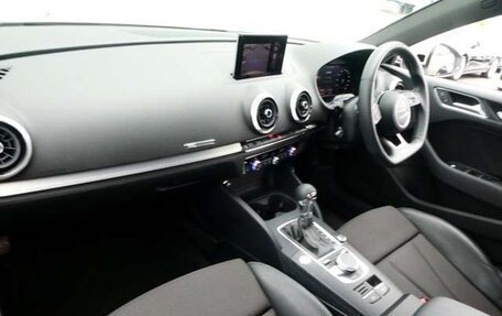 Audi A3, 2019 год, 1 170 000 рублей, 9 фотография