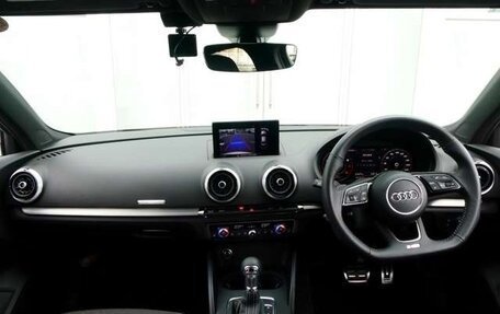 Audi A3, 2019 год, 1 170 000 рублей, 10 фотография