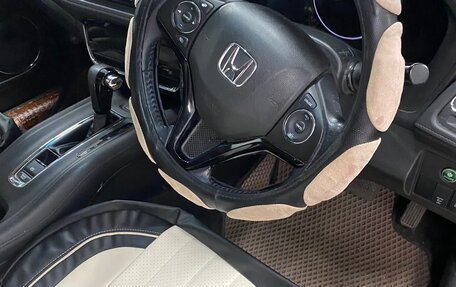 Honda Vezel, 2019 год, 1 725 000 рублей, 4 фотография