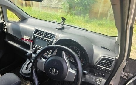 Toyota Ractis II, 2015 год, 950 000 рублей, 2 фотография
