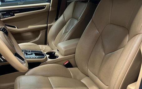 Porsche Macan I рестайлинг, 2015 год, 2 100 000 рублей, 9 фотография