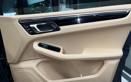 Porsche Macan I рестайлинг, 2015 год, 2 100 000 рублей, 19 фотография