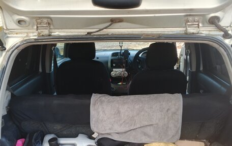 Toyota Passo III, 2005 год, 300 000 рублей, 3 фотография