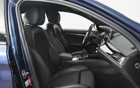 BMW 5 серия, 2019 год, 3 432 000 рублей, 9 фотография