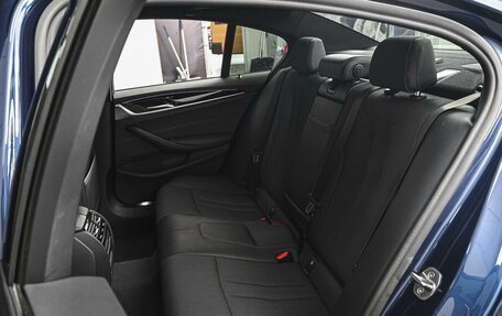 BMW 5 серия, 2019 год, 3 432 000 рублей, 10 фотография