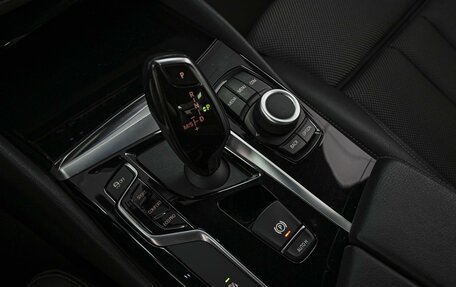 BMW 5 серия, 2019 год, 3 432 000 рублей, 13 фотография