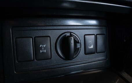 Toyota Land Cruiser Prado 150 рестайлинг 2, 2015 год, 3 769 000 рублей, 19 фотография