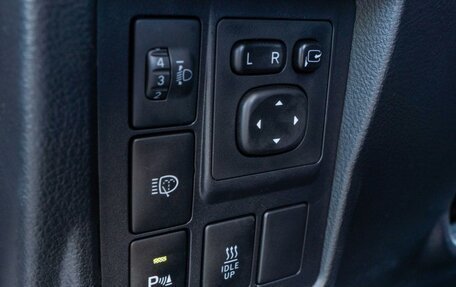 Toyota Land Cruiser Prado 150 рестайлинг 2, 2015 год, 3 769 000 рублей, 22 фотография